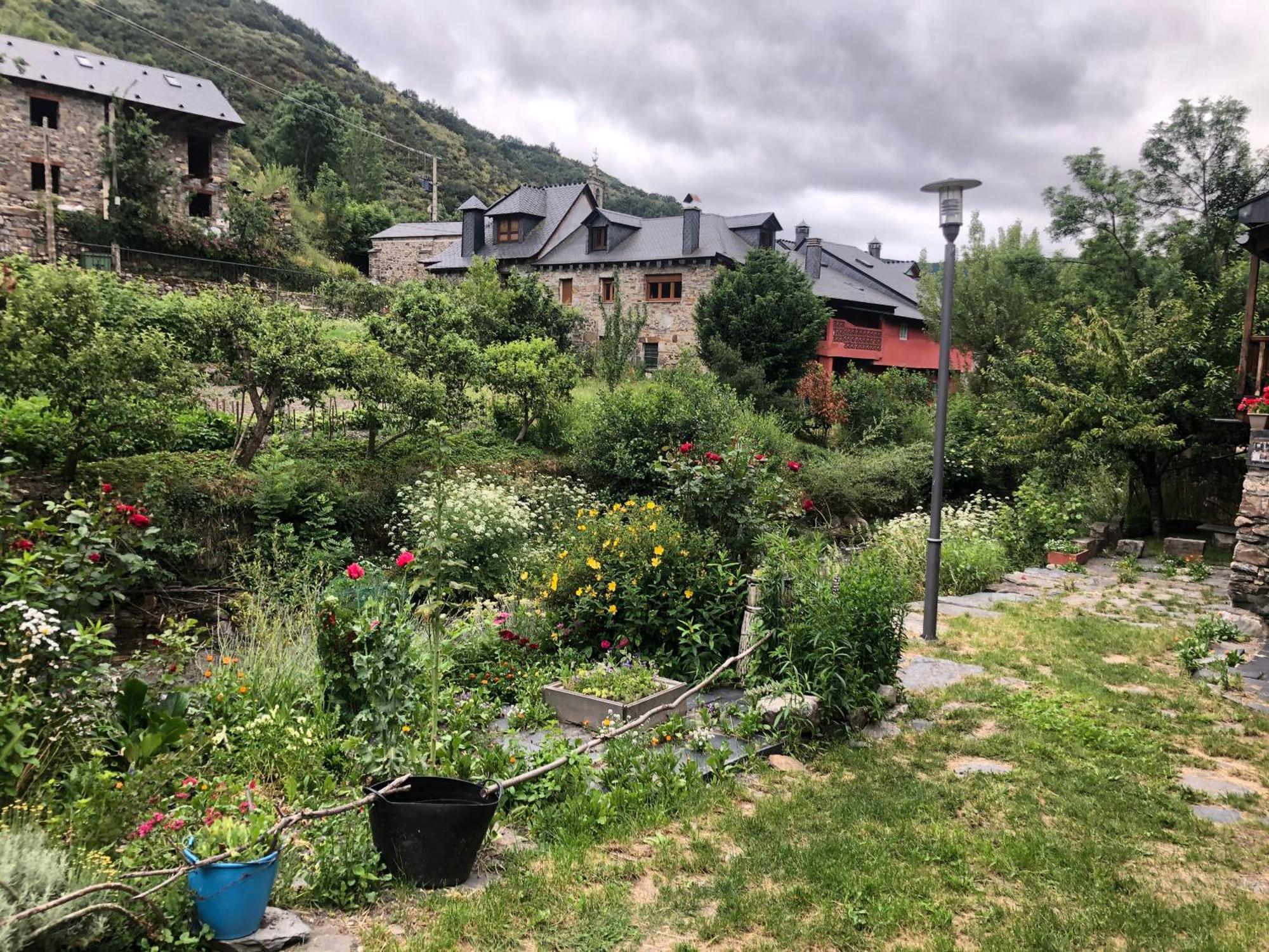 Boutique Finca Esencial Villafranca Del Bierzo Zewnętrze zdjęcie